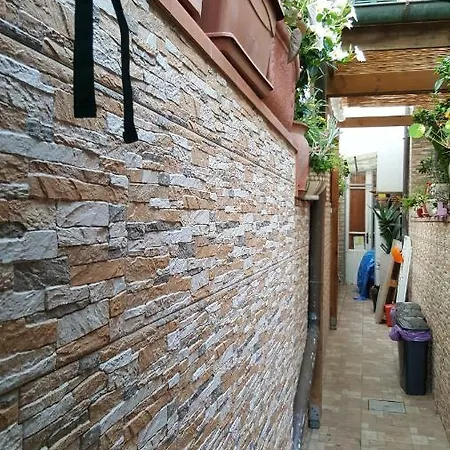 La Puerta Del Sol Apartment *